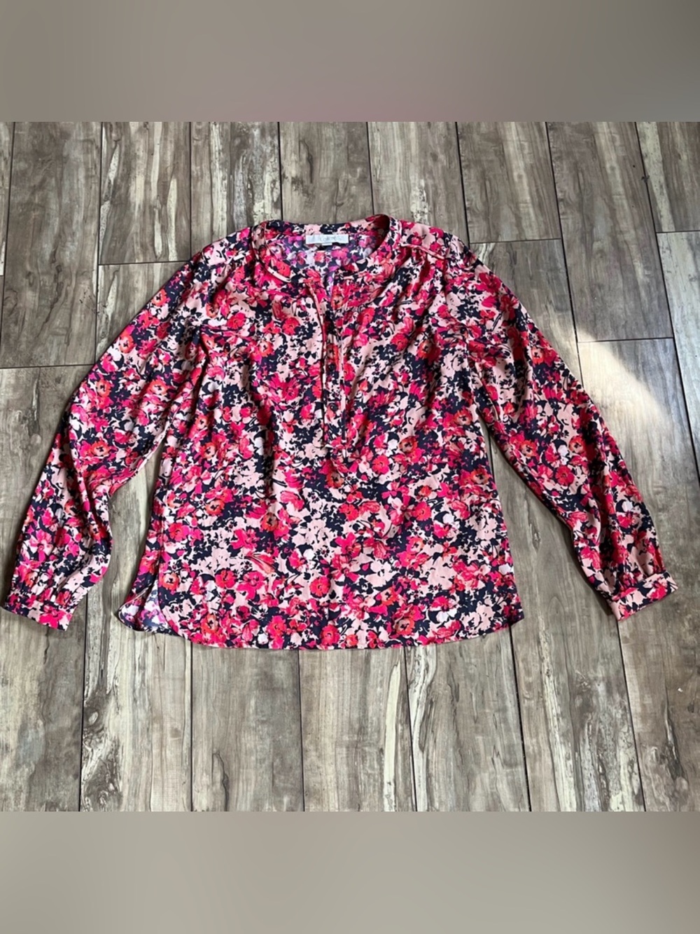 Loft long sleeve split neck blouse with floral print